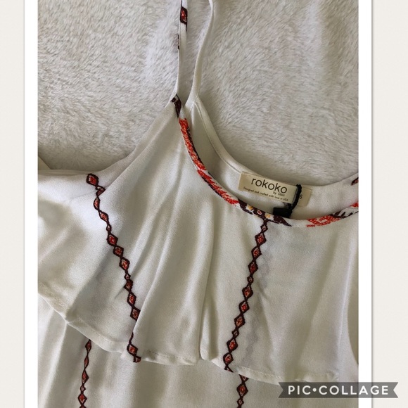 Tribal Ruffled Cold Shoulder Top - Picture 5 of 5